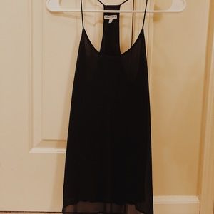 Minimalist Black Top